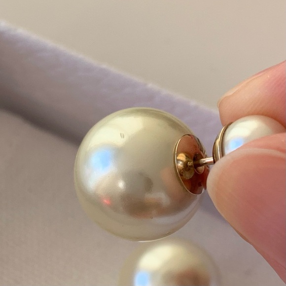 Dior Tribales Earrings Gold Finish Metal Pearl pouch and box Authentic Excellent - Picture 6 of 14